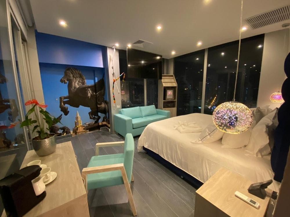 Hotel Zi One Luxury Картахена Экстерьер фото